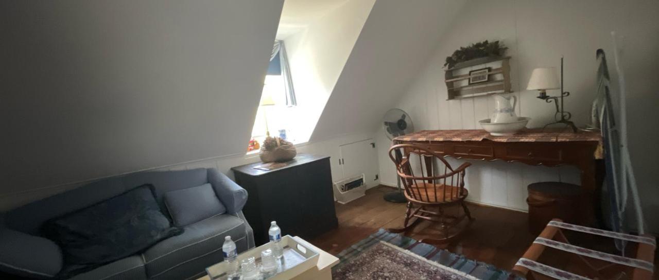 Wayside Inn Bed And Breakfast Ellicott City Εξωτερικό φωτογραφία