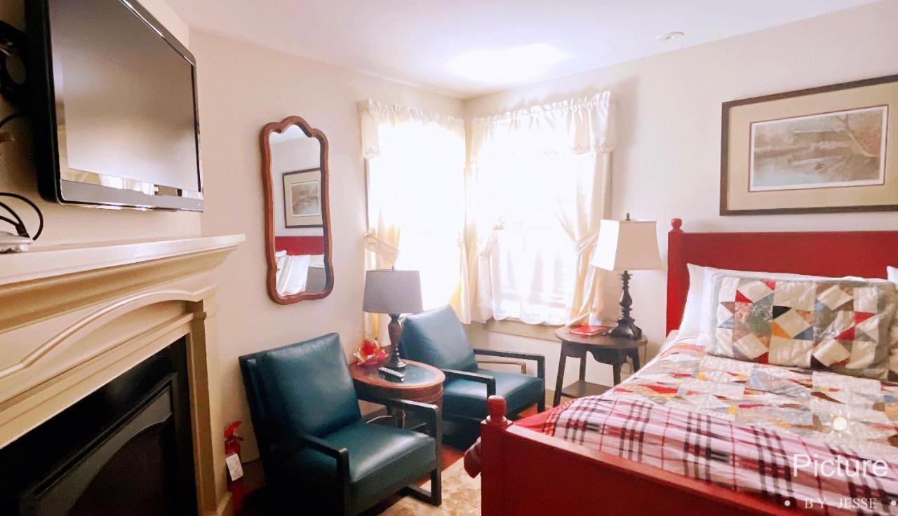 Wayside Inn Bed And Breakfast Ellicott City Εξωτερικό φωτογραφία