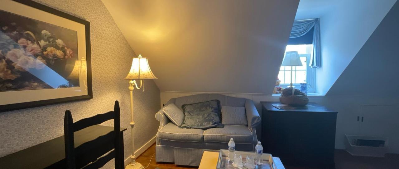 Wayside Inn Bed And Breakfast Ellicott City Εξωτερικό φωτογραφία