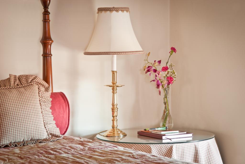 Wayside Inn Bed And Breakfast Ellicott City Δωμάτιο φωτογραφία